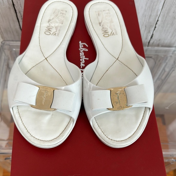 Salvatore Ferragamo slider sandal - Picture 3 of 10